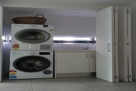 Photo of property in 39 Peacock Street, Christchurch Central, Christchurch, 8013