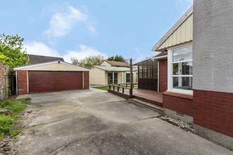 Photo of property in 23 Lochee Road, Upper Riccarton, Christchurch, 8041