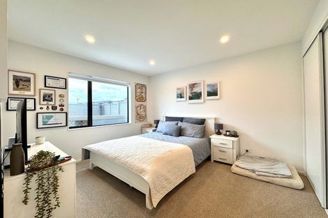 Photo of property in 14 Juniper Drive, Rosehill, Papakura, 2113