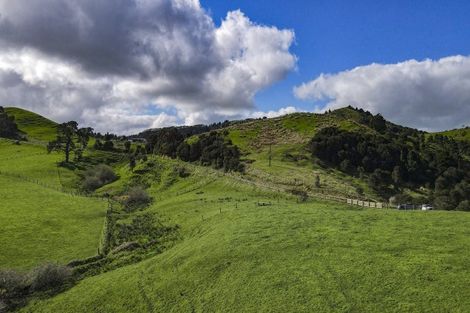 Photo of property in 288 Dimmock Road, Waitakaruru, 2471