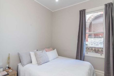 Photo of property in 98 Wallace Street, Mount Cook, Wellington, 6021