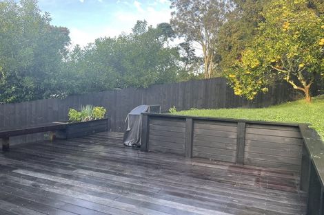 Photo of property in 2/41 Ravenwood Drive, Forrest Hill, Auckland, 0620