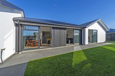 Photo of property in 11 Tulett Park Drive, Casebrook, Christchurch, 8051