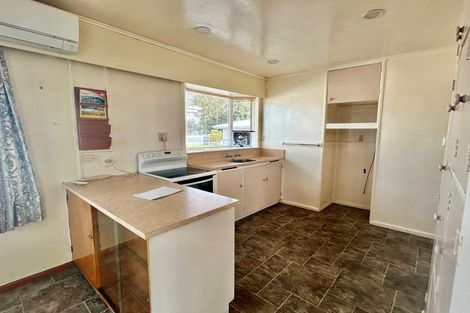 Photo of property in 15 Wycliffe Street, Onekawa, Napier, 4110