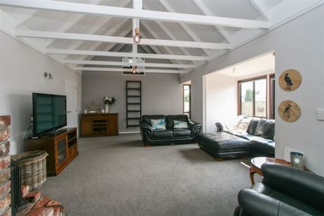 Photo of property in 73 Rewa Street, Inglewood, 4330