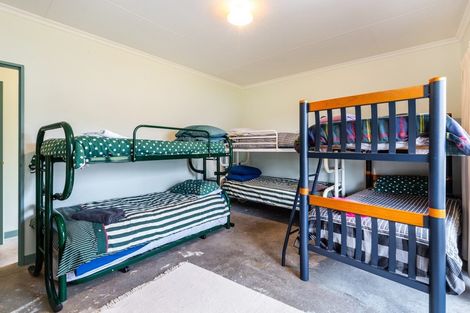 Photo of property in 6 Rowena Crescent, Motuoapa, 3382