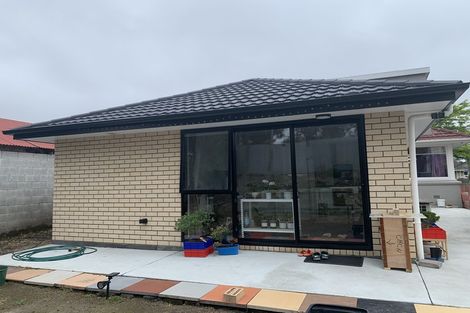 Photo of property in 18 Greenhurst Street, Sockburn, Christchurch, 8042
