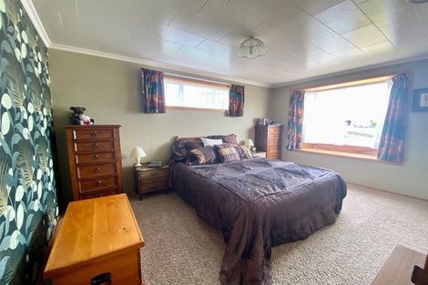 Photo of property in 14 Cambridge Street, Balclutha, 9230