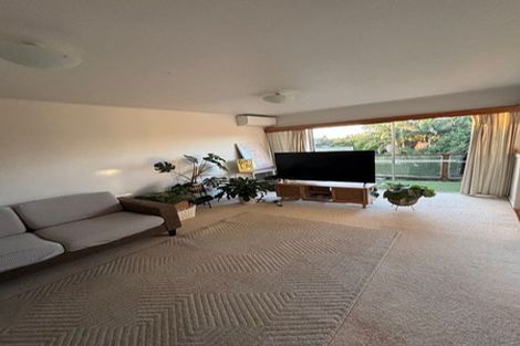 Photo of property in 1/18 Fowler Street, Northcote, Auckland, 0627