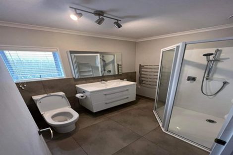 Photo of property in 330b Whangaparaoa Road, Stanmore Bay, Whangaparaoa, 0932