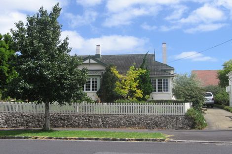 Photo of property in 24 Allenby Avenue, Devonport, Auckland, 0624