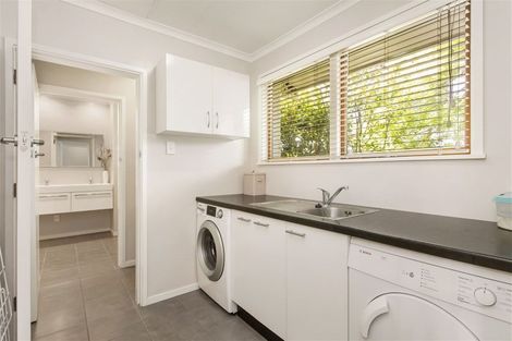 Photo of property in 102 Paparoa Street, Papanui, Christchurch, 8053