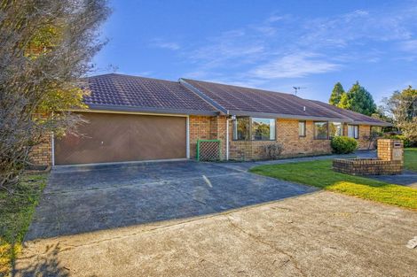 Photo of property in 21 Cedar Drive, Paraparaumu Beach, Paraparaumu, 5032