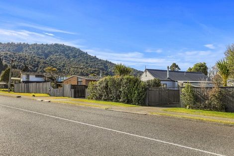 Photo of property in 28 Pukehangi Road, Pukehangi, Rotorua, 3015