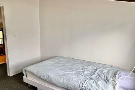 Photo of property in 2/1 Mayfair Crescent, Mairangi Bay, Auckland, 0630