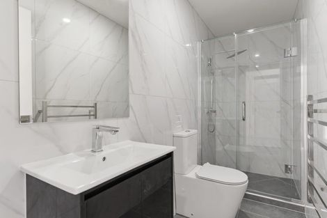 Photo of property in 2b Melleray Place, Randwick Park, Auckland, 2105