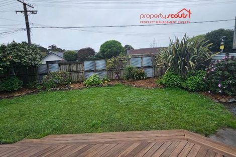 Photo of property in 8 Rimu Street, Waikanae, 5036