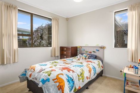 Photo of property in 32a Transom Close, Whitby, Porirua, 5024