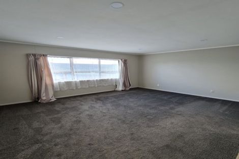Photo of property in 1/53 Priestley Drive, Bucklands Beach, Auckland, 2014