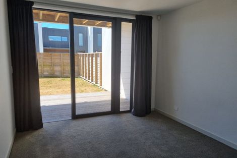 Photo of property in 63d Whitford Brown Avenue, Papakowhai, Porirua, 5024