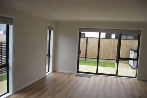 Photo of property in 8 Raeble Walkington Lane, Wallaceville, Upper Hutt, 5018