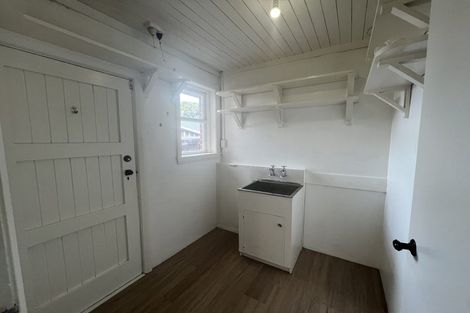 Photo of property in 6 Attlee Crescent, Bryndwr, Christchurch, 8053