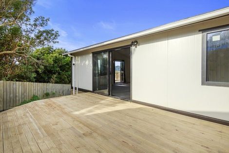 Photo of property in 104a Te Pene Avenue, Titahi Bay, Porirua, 5022