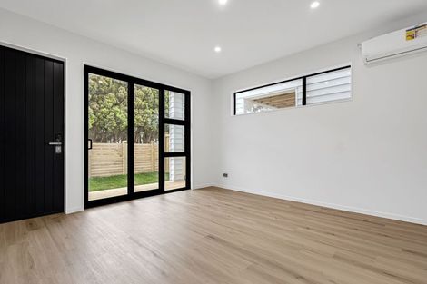 Photo of property in 54a Waimai Avenue, Weymouth, Auckland, 2103