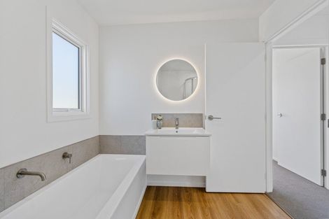 Photo of property in 160 South Road, Spotswood, New Plymouth, 4310