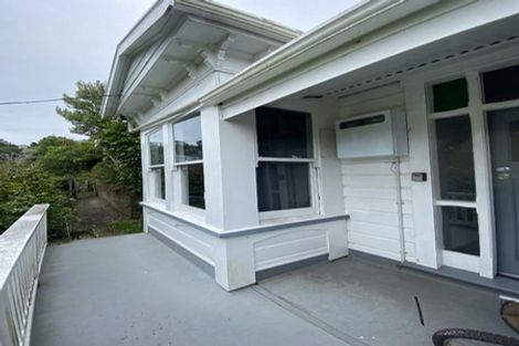 Photo of property in 37 Plunket Street, Kelburn, Wellington, 6012