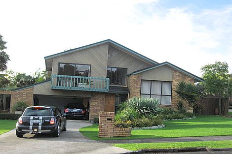 Photo of property in 16 Kuripaka Crescent, The Gardens, Auckland, 2105