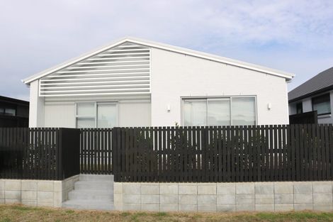 Photo of property in 27 Bale Close, Papamoa, 3118