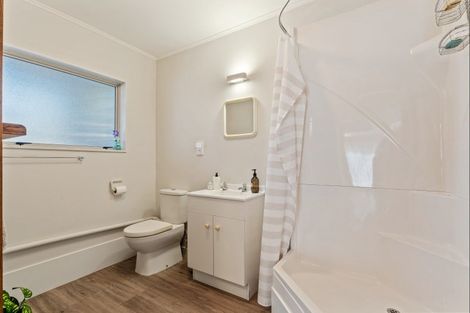 Photo of property in 19 Thistle Terrace, Omaha, 0986