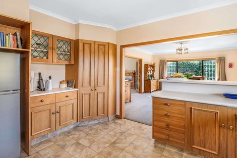 Photo of property in 43 Kilkenny Place, Fitzherbert, Palmerston North, 4410