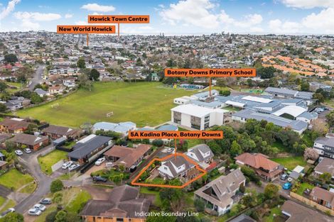 Photo of property in 1/5 Kadina Place, Botany Downs, Auckland, 2010