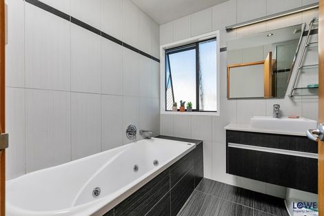 Photo of property in 14 Asbury Crescent, Campbells Bay, Auckland, 0630