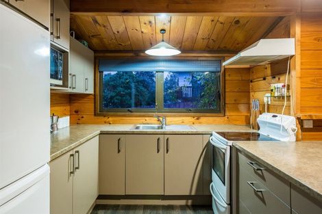 Photo of property in 33 Bodmin Terrace, Camborne, Porirua, 5026