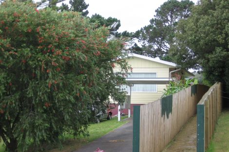 Photo of property in 20 Packham Place, Beach Haven, Auckland, 0626