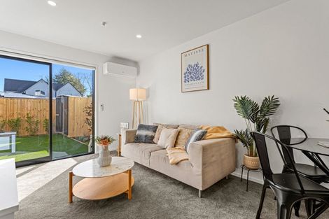 Photo of property in 14/10 Fathom Place, Te Atatu Peninsula, Auckland, 0610