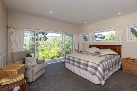 Photo of property in 35 Tennis Court Road, Raumati South, Paraparaumu, 5032
