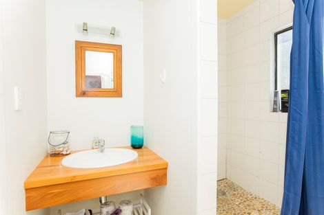 Photo of property in 57 Moana Road, Okitu, Gisborne, 4010