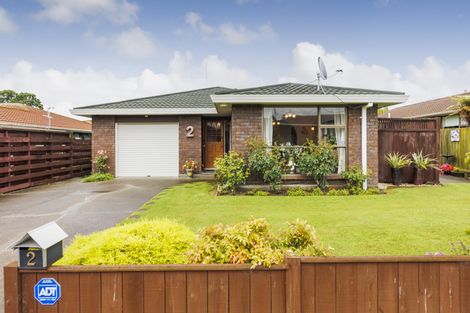 Photo of property in 2 Huhana Court, Hokowhitu, Palmerston North, 4410