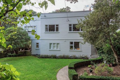 Photo of property in 4 Vennell Street, Brooklyn, Wellington, 6021