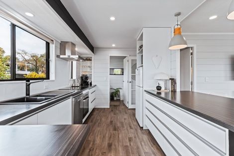 Photo of property in 13 Silich Street, Acacia Bay, Taupo, 3330