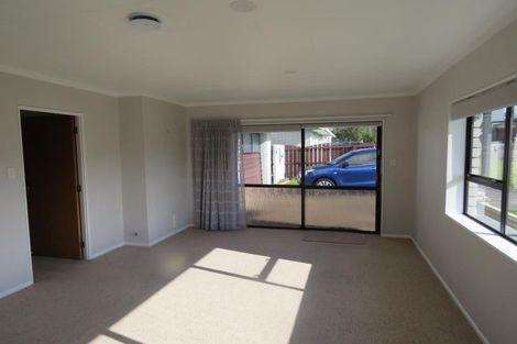 Photo of property in 1 Price Street, Westown, New Plymouth, 4310