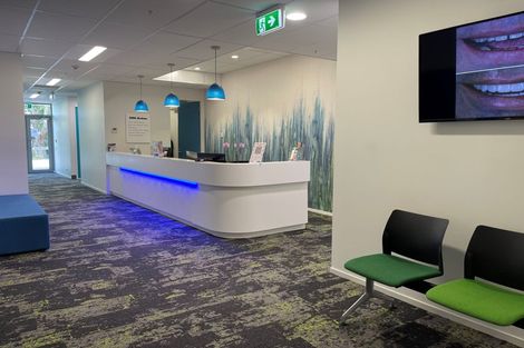 Photo of property in 203/585 Beach Road, Rothesay Bay, Auckland, 0630