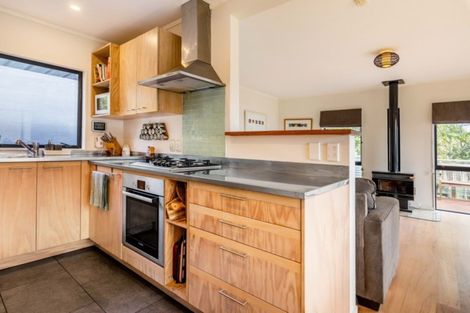 Photo of property in 74 Valley Road, Waimauku, 0881