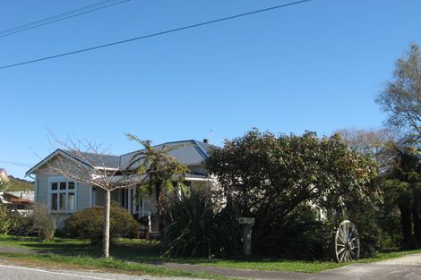 Photo of property in 27 Aylmer Street, Ross, 7812