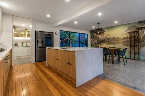 Photo of property in 19 Hillcrest Road, Raumati South, Paraparaumu, 5032