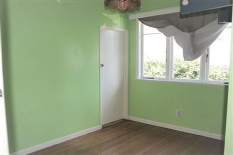 Photo of property in 5 Maxwell Avenue, Papatoetoe, Auckland, 2025